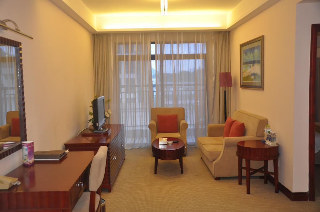 Starway Hotel Silver Zhuhai Zimmer foto