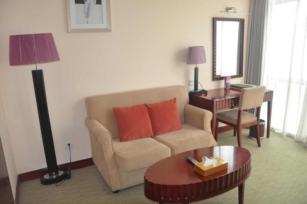Starway Hotel Silver Zhuhai Zimmer foto